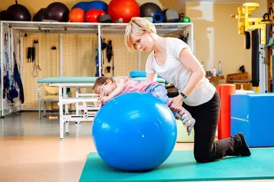 Zdrowy Start. Fizjoterapia dzieci i niemowląt. Agnieszka Wesołowska